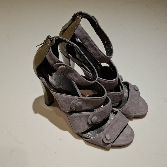 Talbots Shoes - Talbots Gray Suede & Olive Green Patent Leather Heels with Buttons (US 7)
